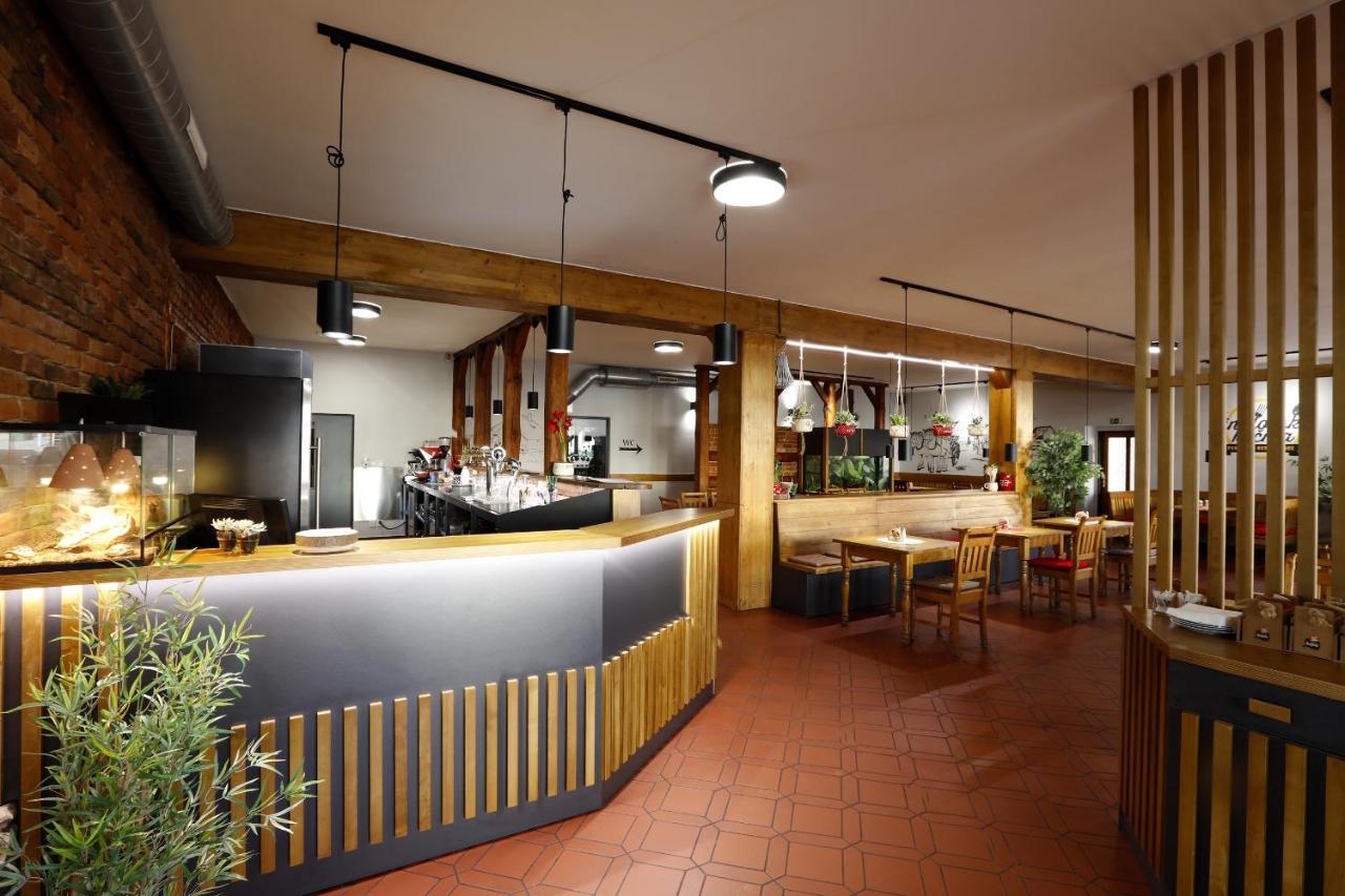 Sindlovska Krcma Hotel Ceske Budejovice Bagian luar foto