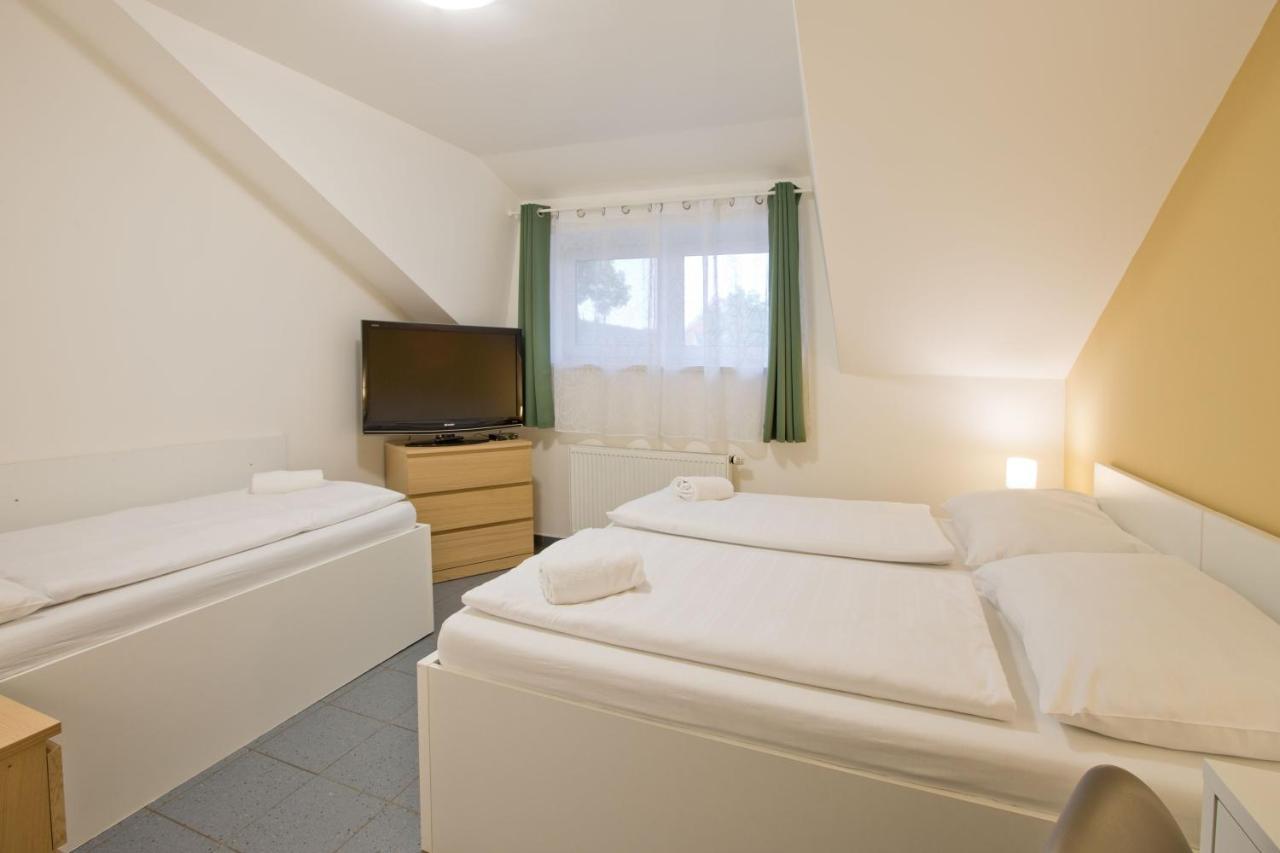 Sindlovska Krcma Hotel Ceske Budejovice Bagian luar foto