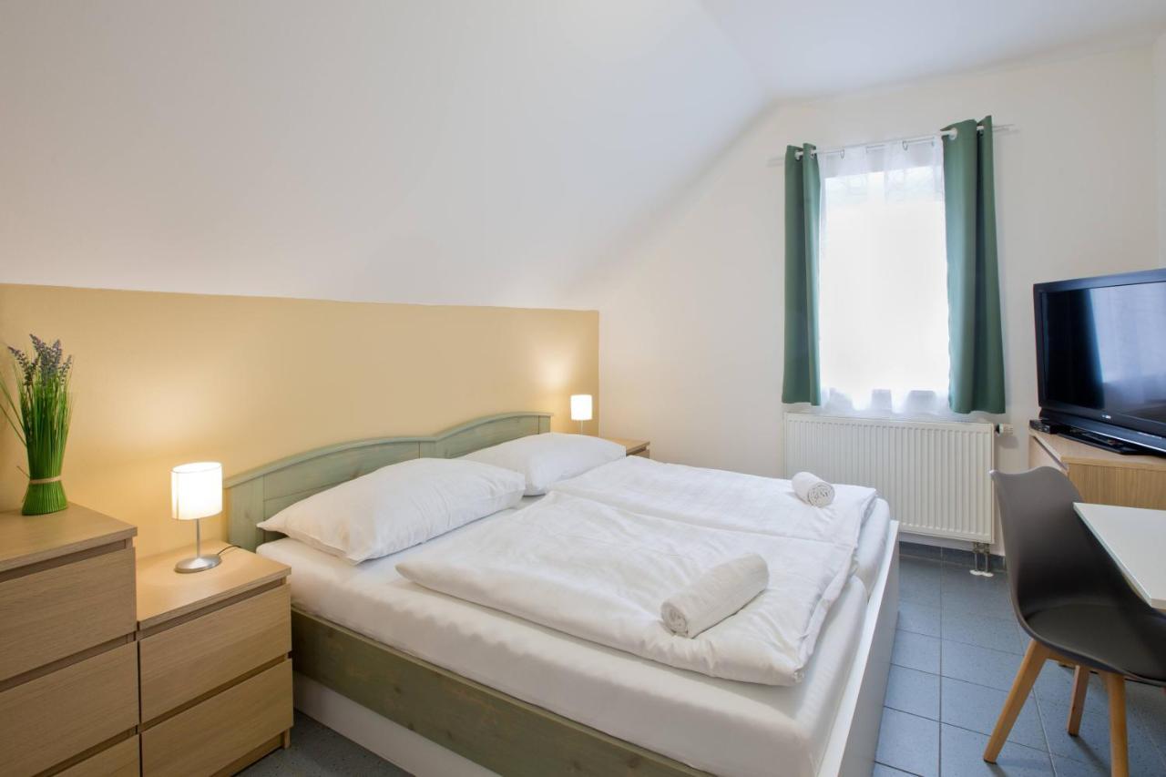 Sindlovska Krcma Hotel Ceske Budejovice Bagian luar foto